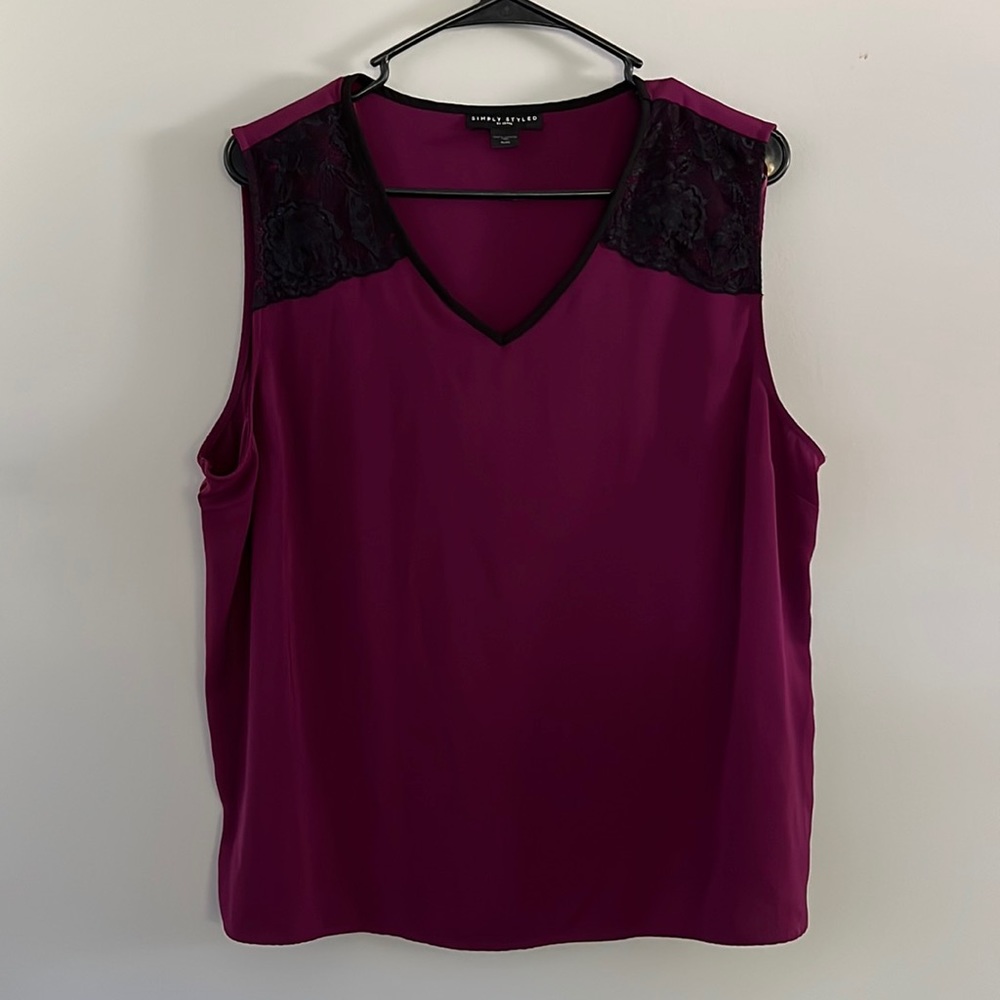 Sear’s simply styled blouse size XL never worn!